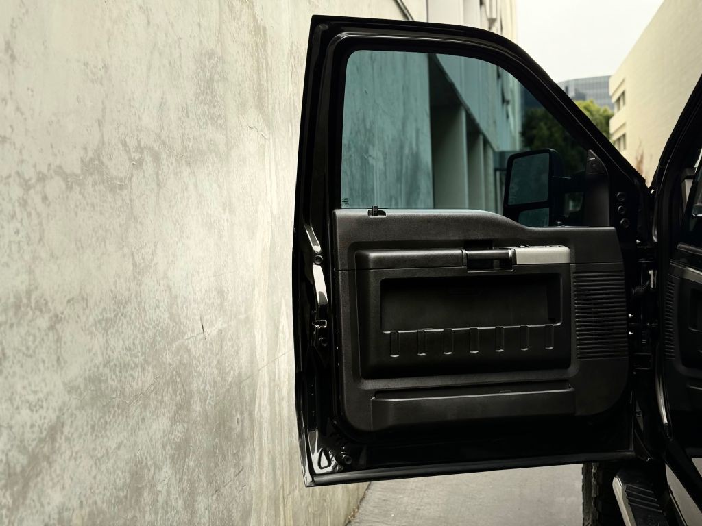 2013 Ford F-250 Image 24