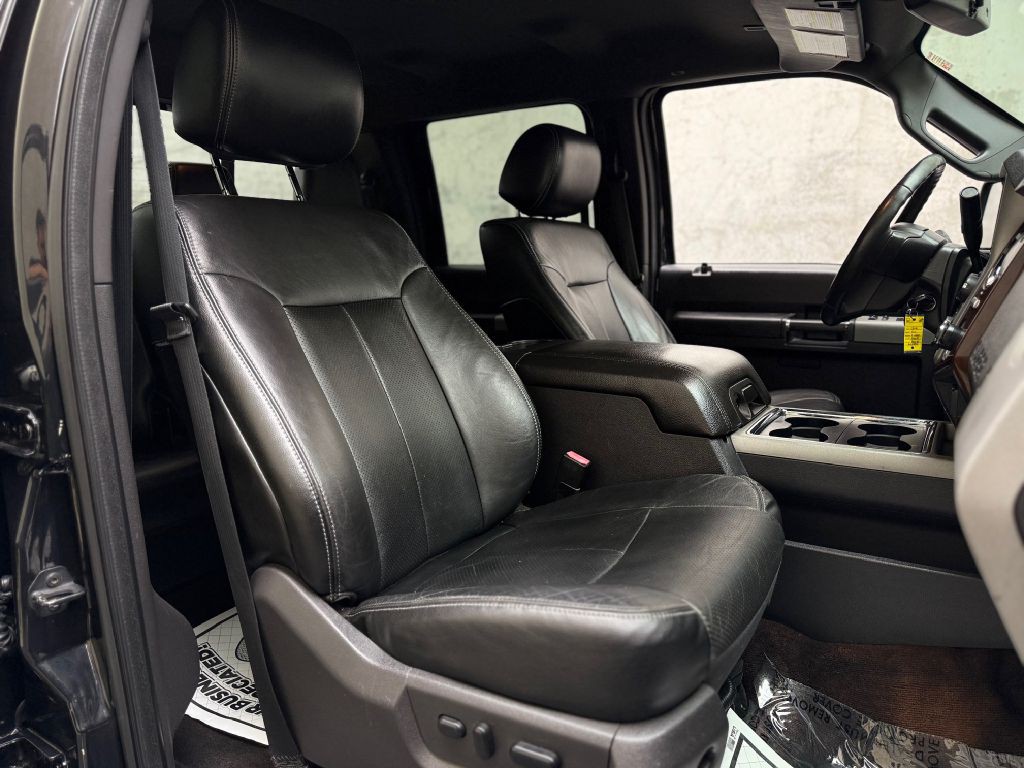 2013 Ford F-250 Image 32