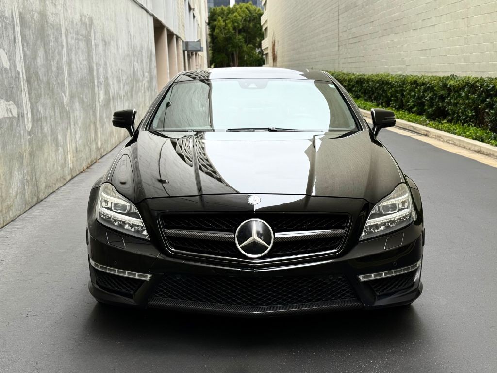 2012 Mercedes-Benz CLS-Class Image 3