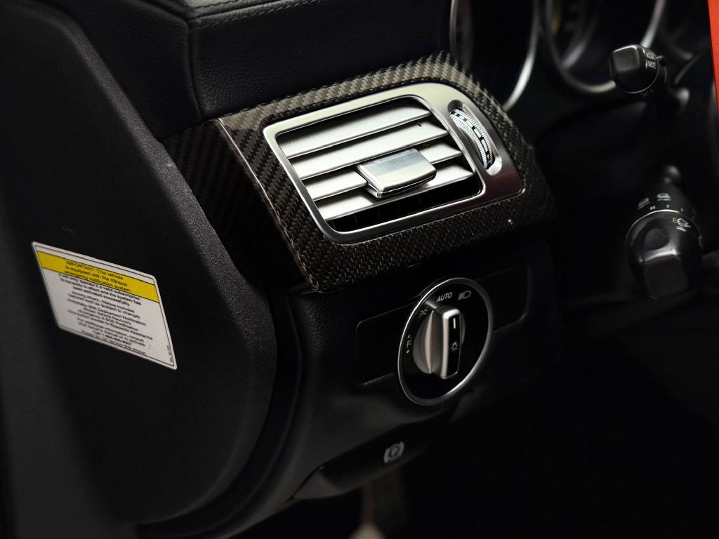 2012 Mercedes-Benz CLS-Class Image 30