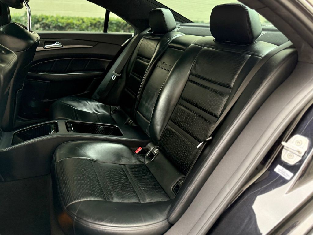 2012 Mercedes-Benz CLS-Class Image 37