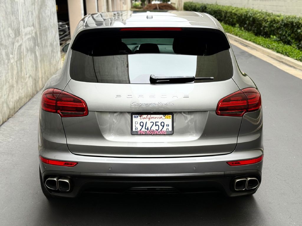 2017 Porsche Cayenne Image 23