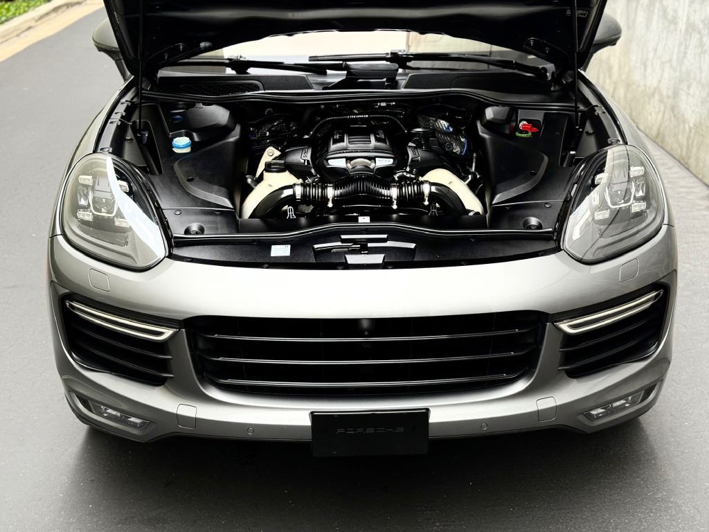 2017 Porsche Cayenne Image 58