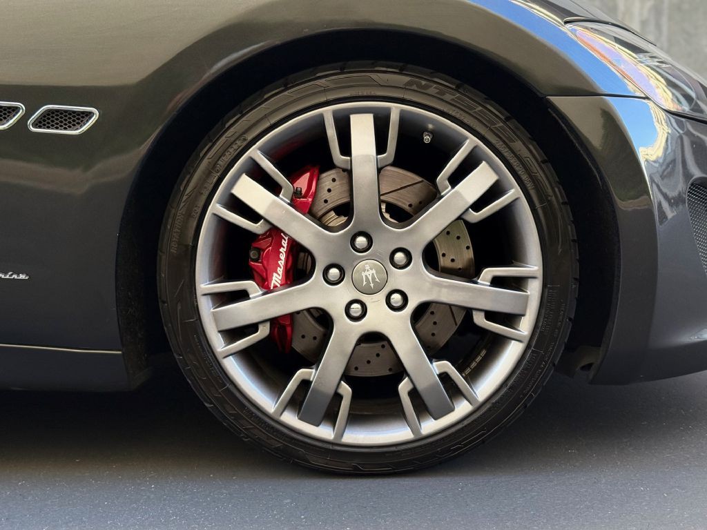 2013 Maserati GranTurismo Image 22
