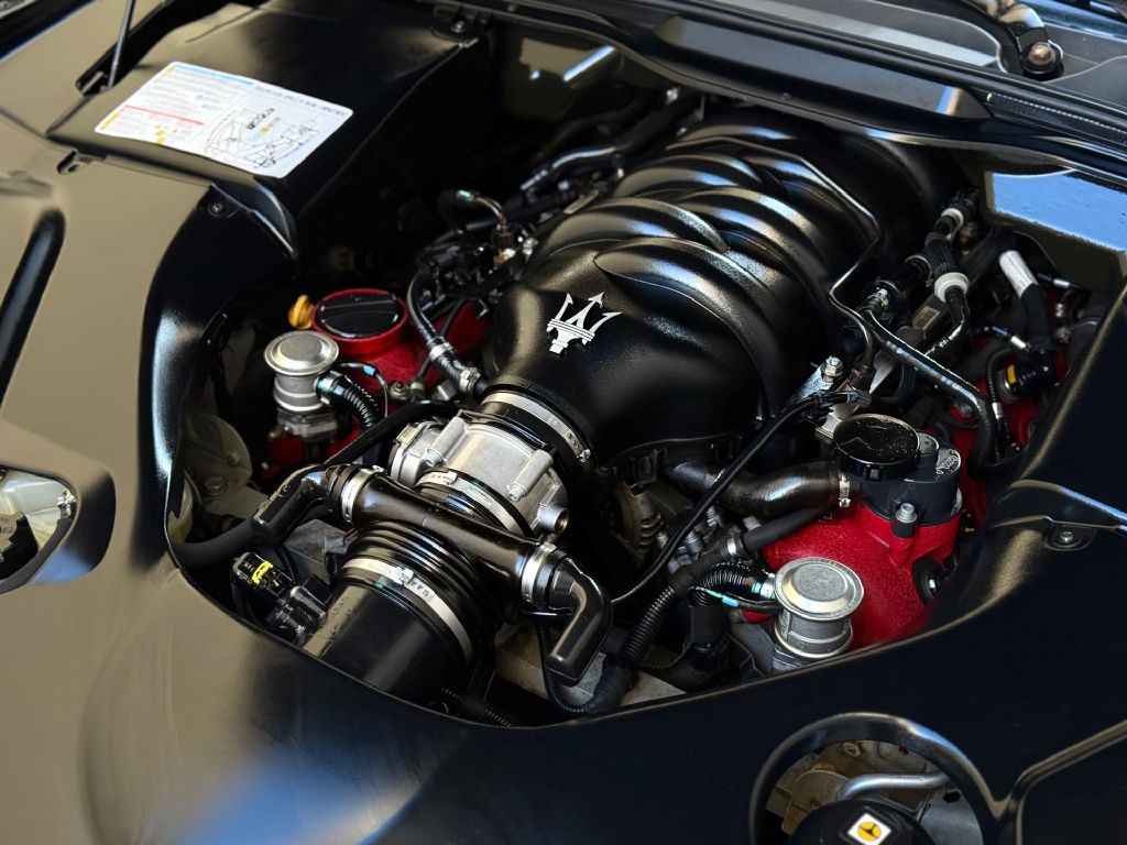 2013 Maserati GranTurismo Image 42