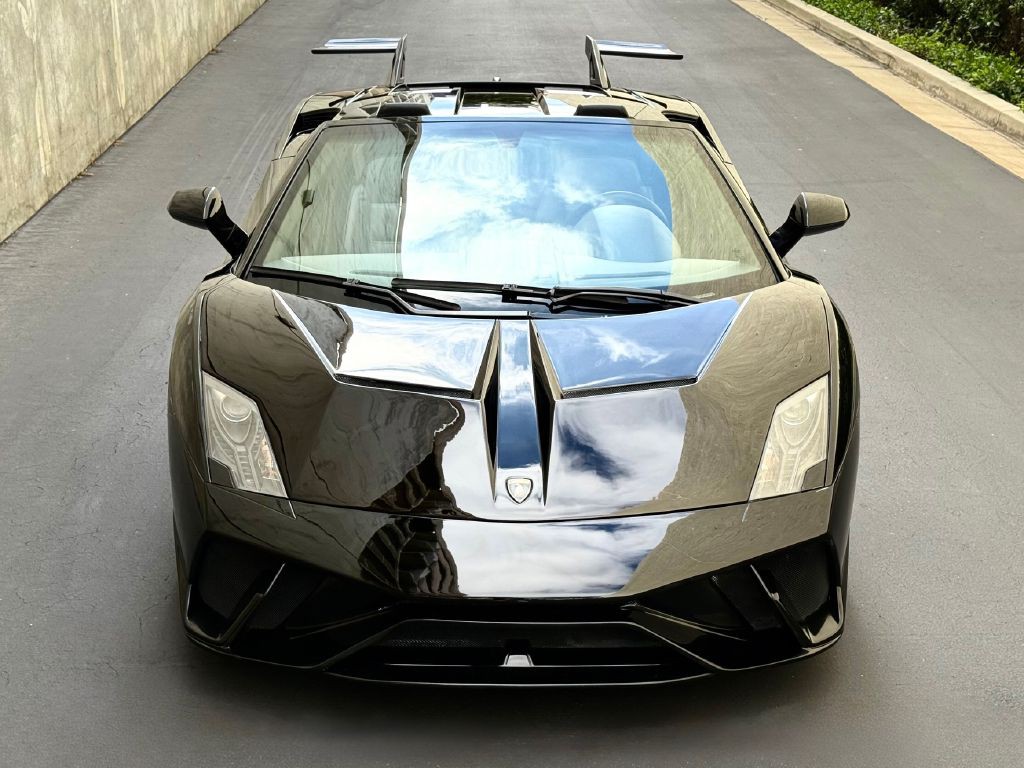 2010 Lamborghini Gallardo Image 3