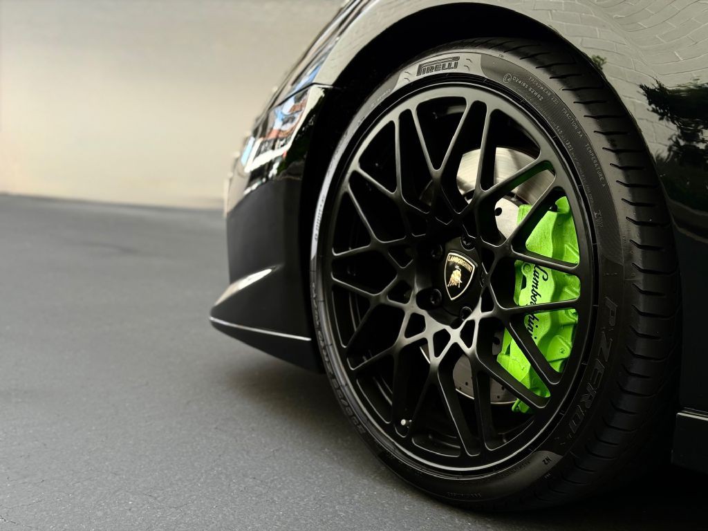 2010 Lamborghini Gallardo Image 7