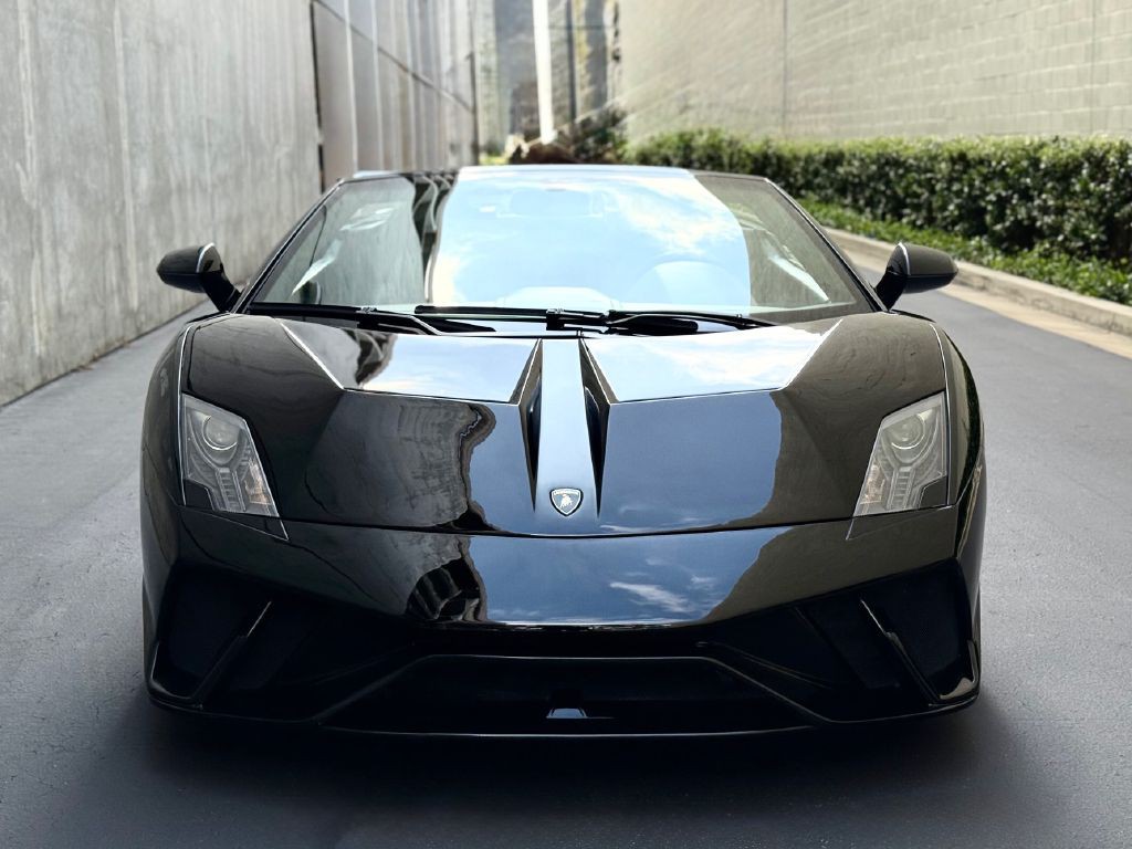 2010 Lamborghini Gallardo Image 9