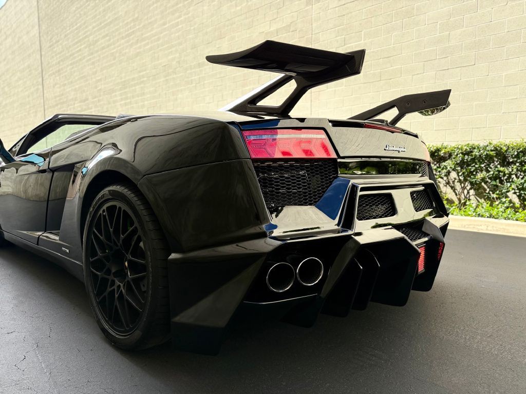 2010 Lamborghini Gallardo Image 16
