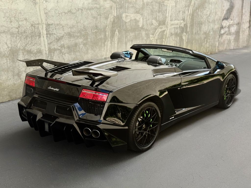 2010 Lamborghini Gallardo Image 21