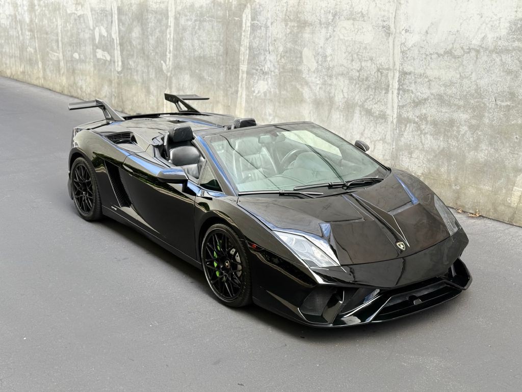 2010 Lamborghini Gallardo Image 24
