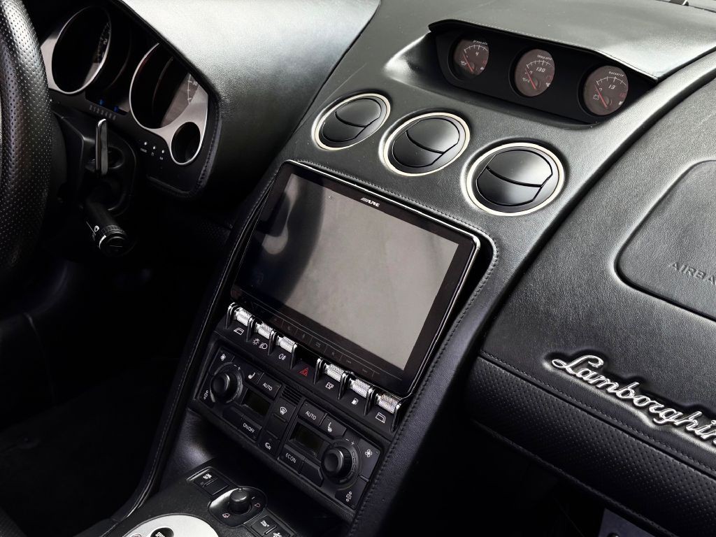 2010 Lamborghini Gallardo Image 40