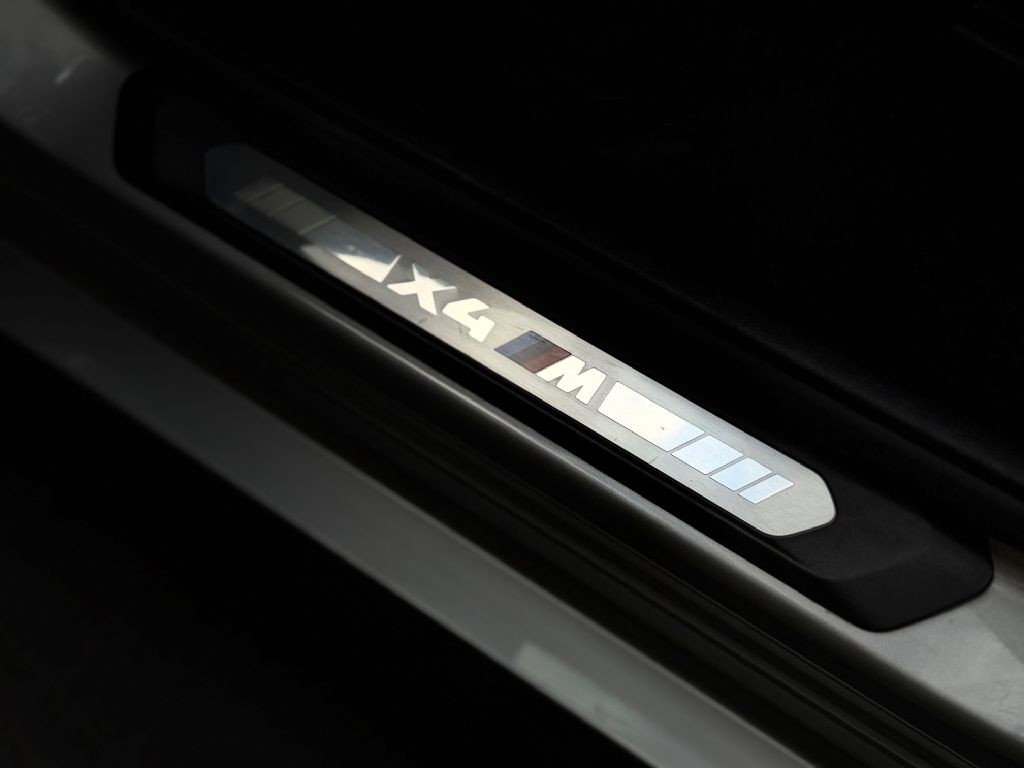 2020 BMW X4 Image 19