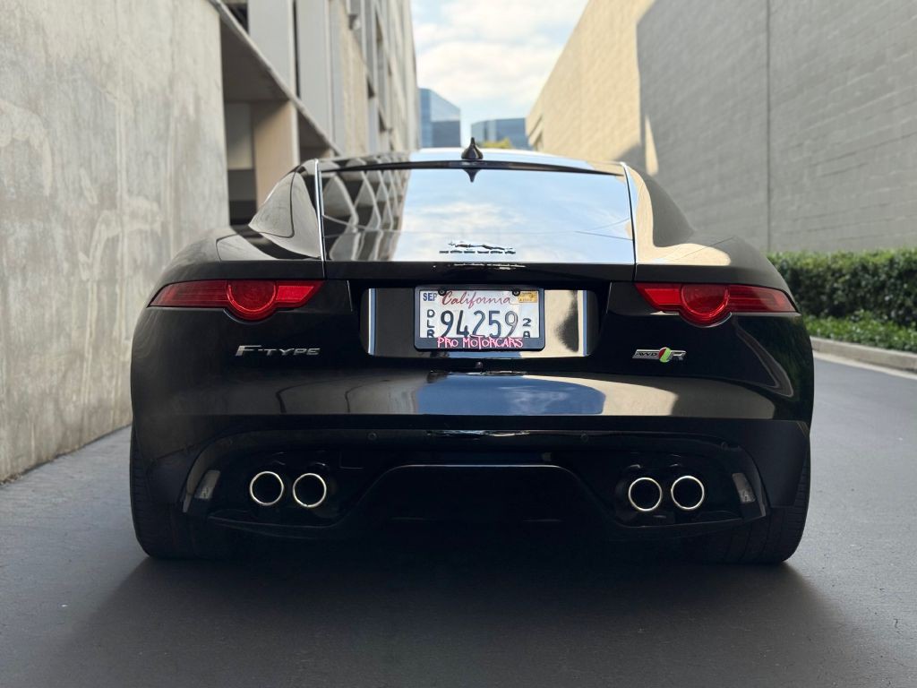 2017 Jaguar F-TYPE Image 14