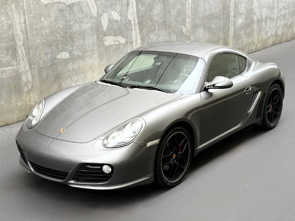 2011 Porsche Cayman Image 1