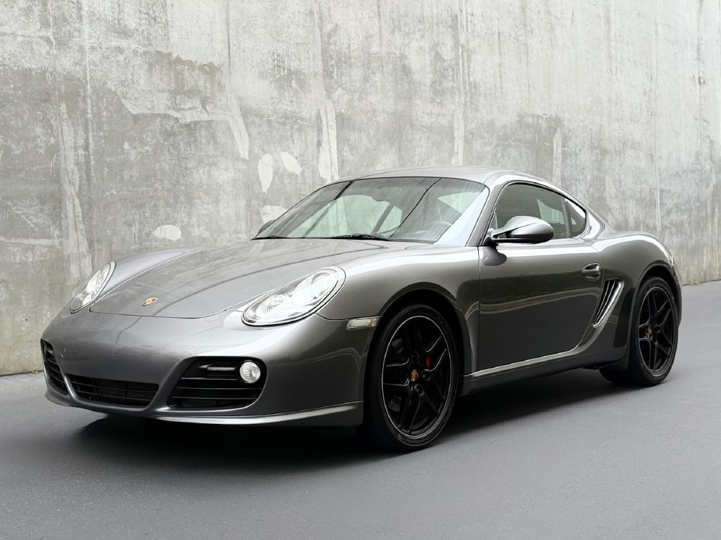 2011 Porsche Cayman Image 2