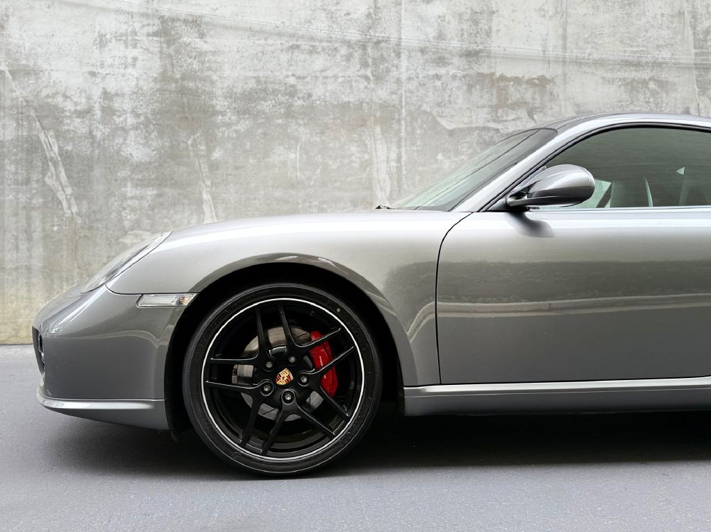 2011 Porsche Cayman Image 7