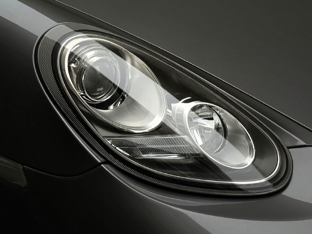 2011 Porsche Cayman Image 12