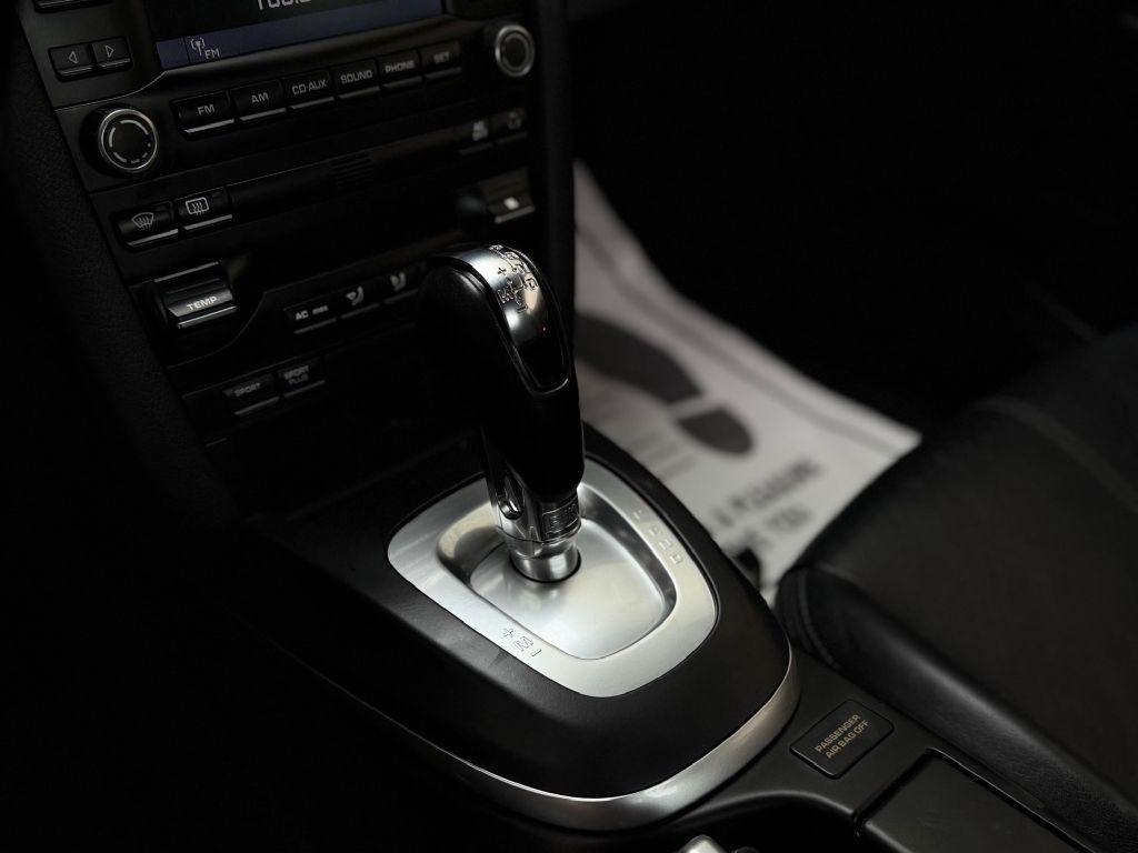 2011 Porsche Cayman Image 27