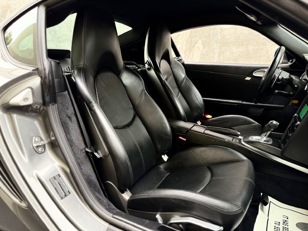2011 Porsche Cayman Image 31