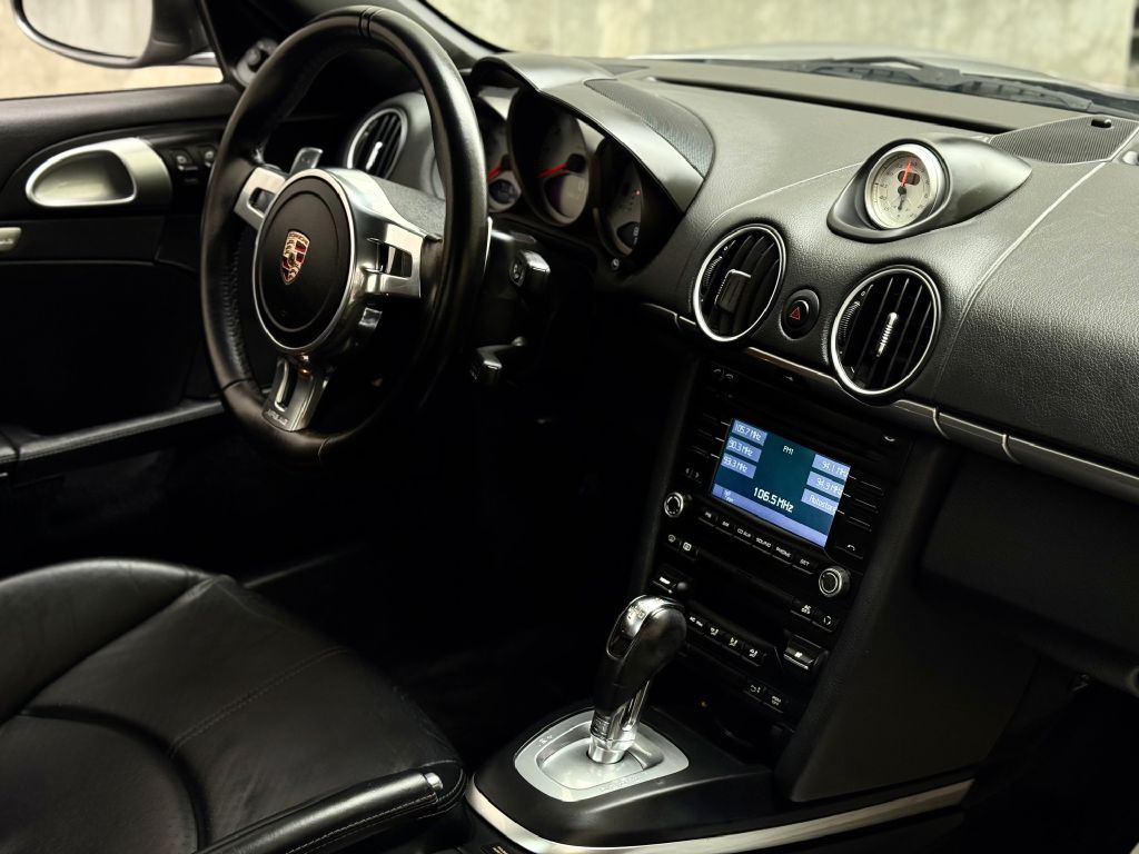 2011 Porsche Cayman Image 33