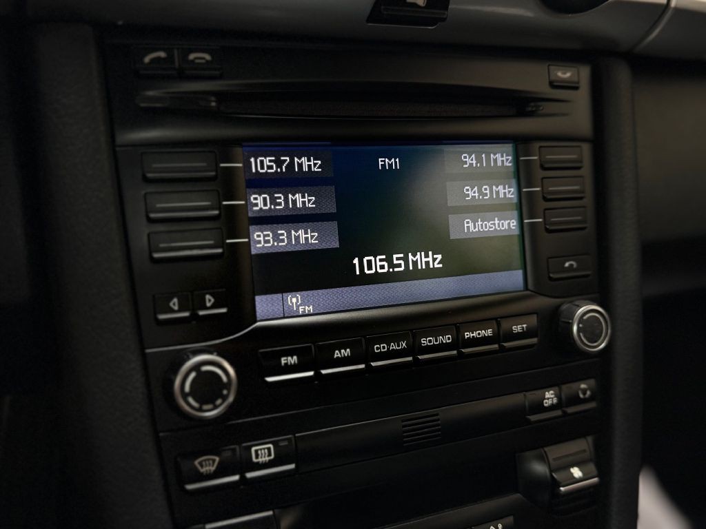 2011 Porsche Cayman Image 38