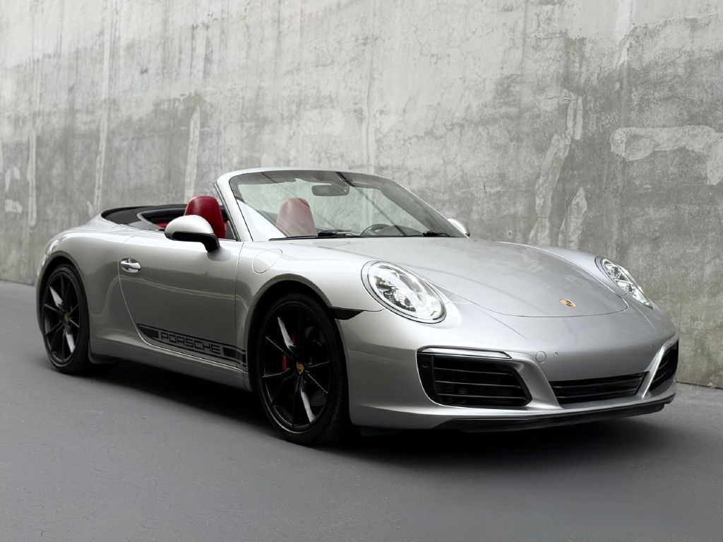 2018 Porsche 911 Image 20