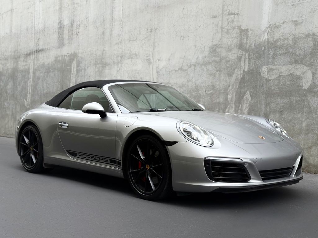 2018 Porsche 911 Image 27