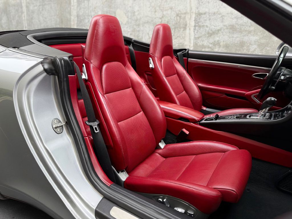 2018 Porsche 911 Image 44