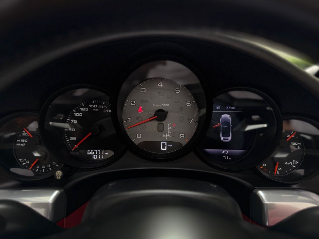 2018 Porsche 911 Image 49