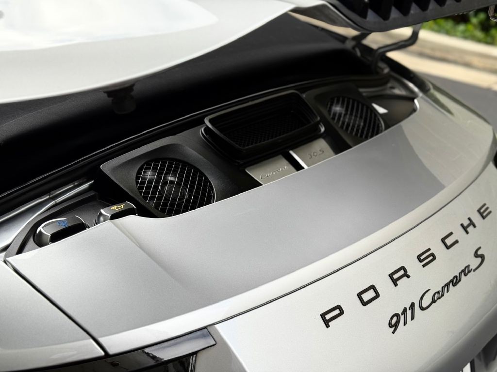 2018 Porsche 911 Image 54