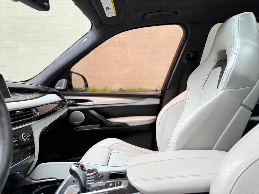 2015 BMW X5 Image 29
