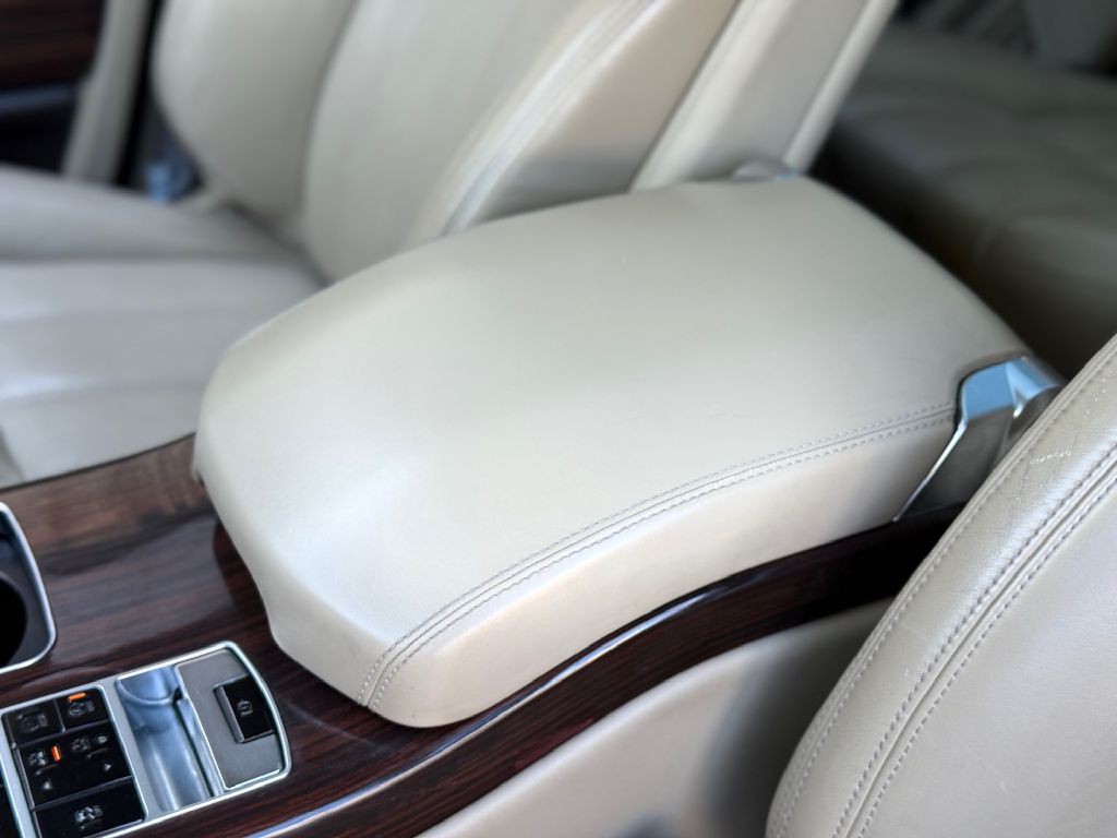 2014 Land Rover Range Rover Image 17