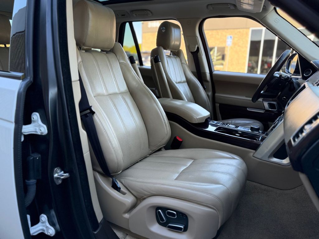 2014 Land Rover Range Rover Image 25