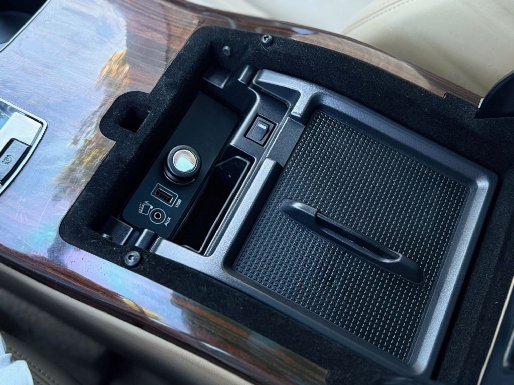 2014 Land Rover Range Rover Image 28