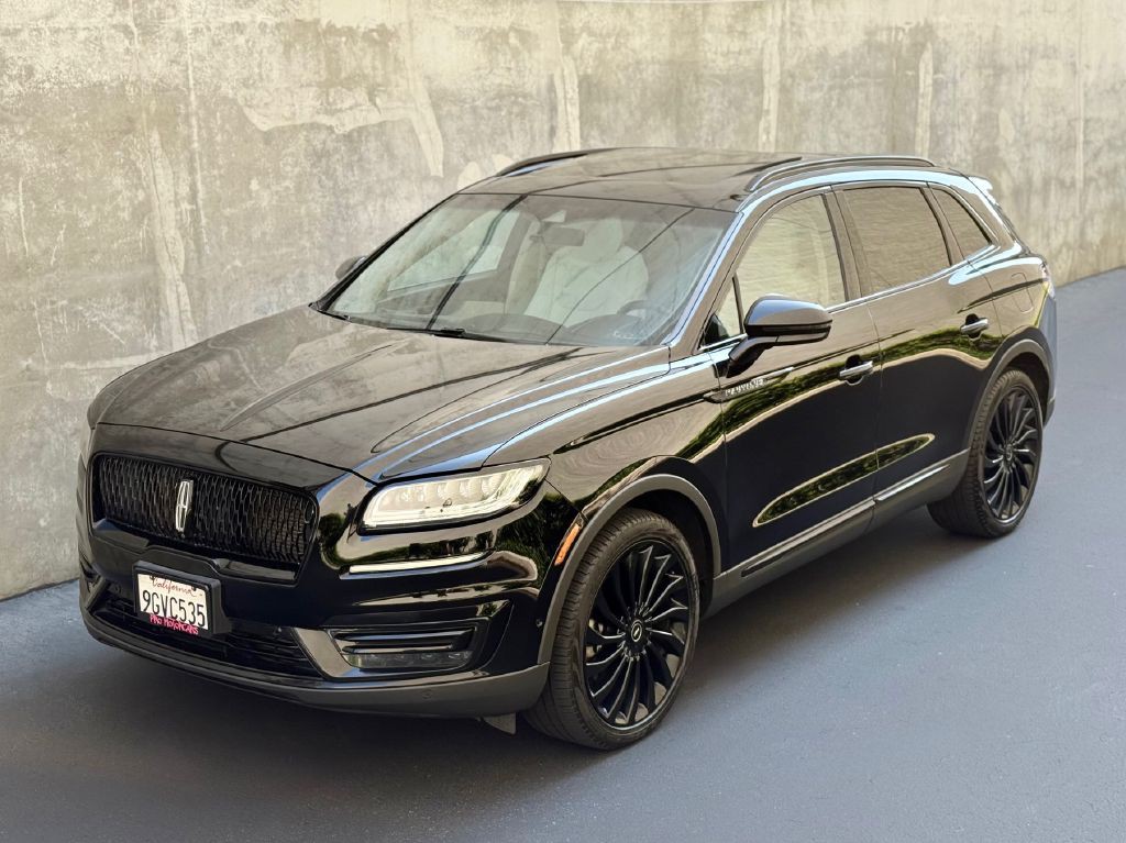 2019 Lincoln Nautilus Image 2