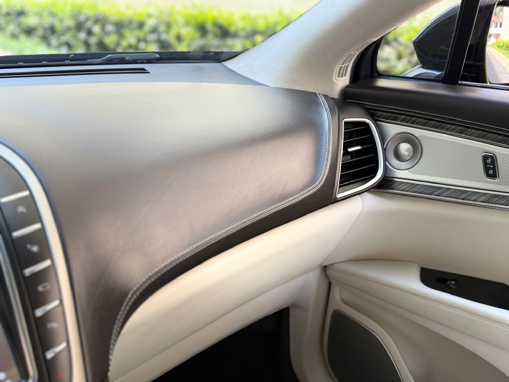 2019 Lincoln Nautilus Image 26