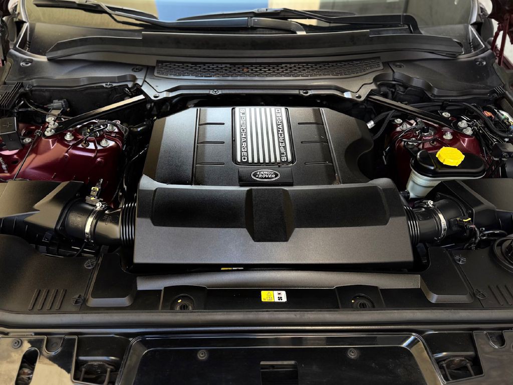 2015 Land Rover Range Rover Sport Image 36
