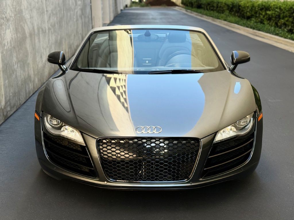 2012 Audi R8 Image 3