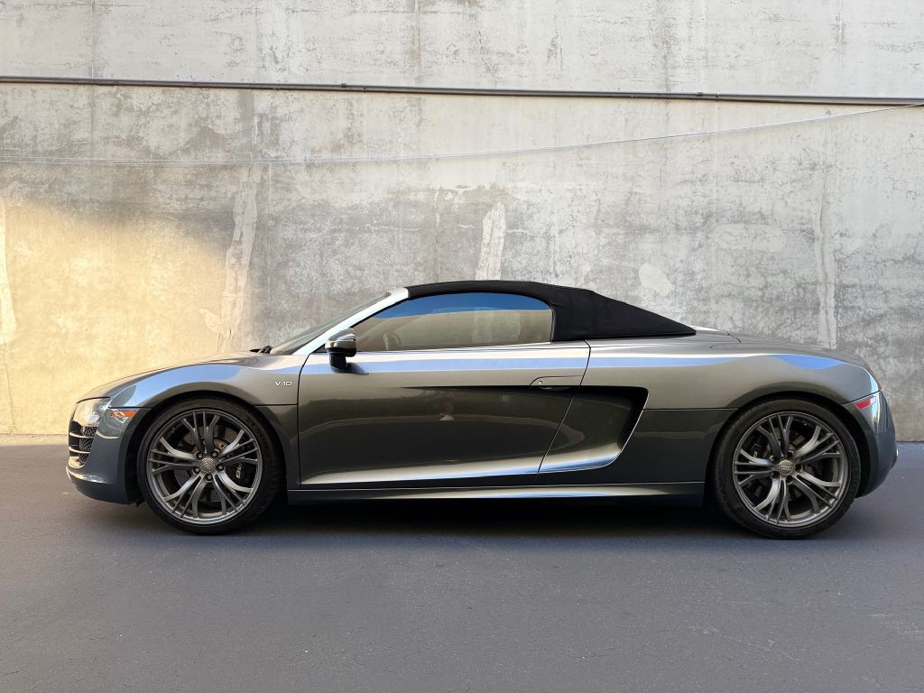 2012 Audi R8 Image 7