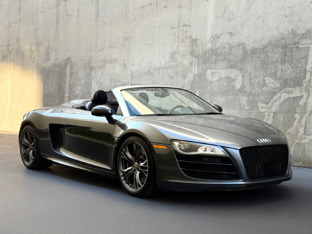 2012 Audi R8 Image 12