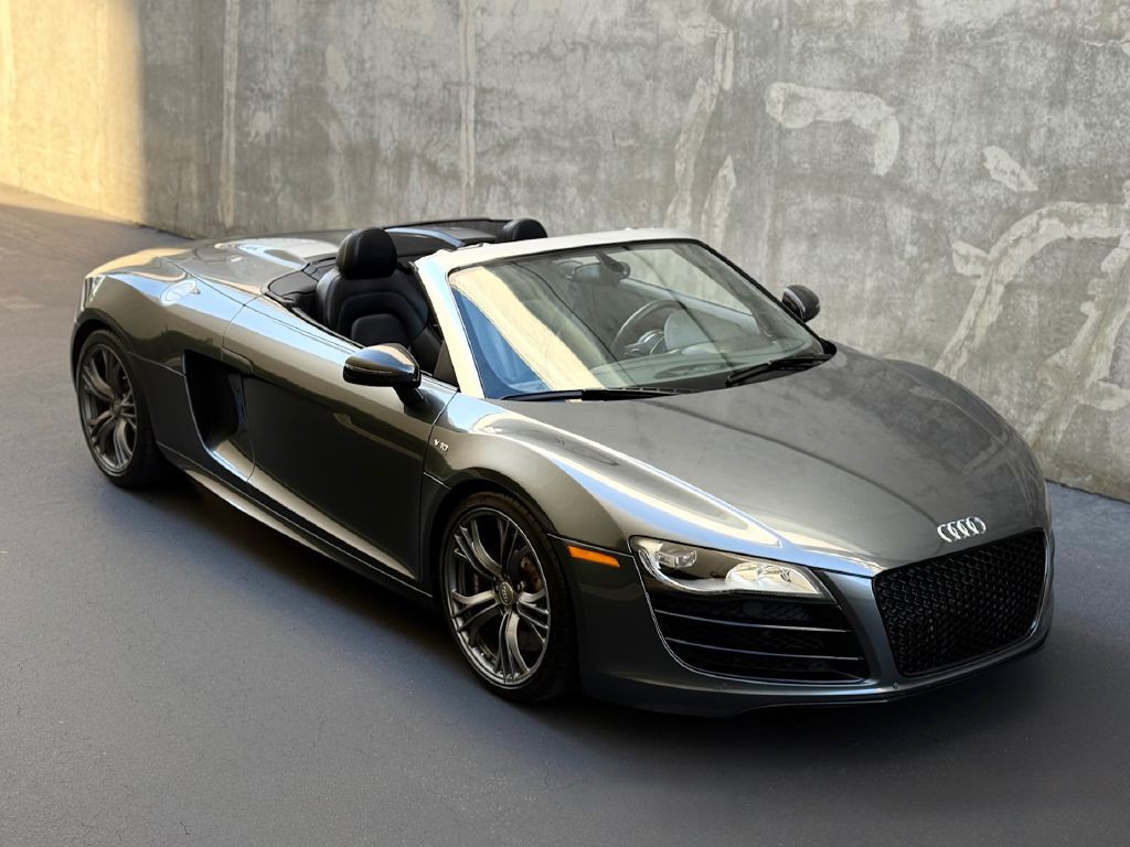 2012 Audi R8 Image 13