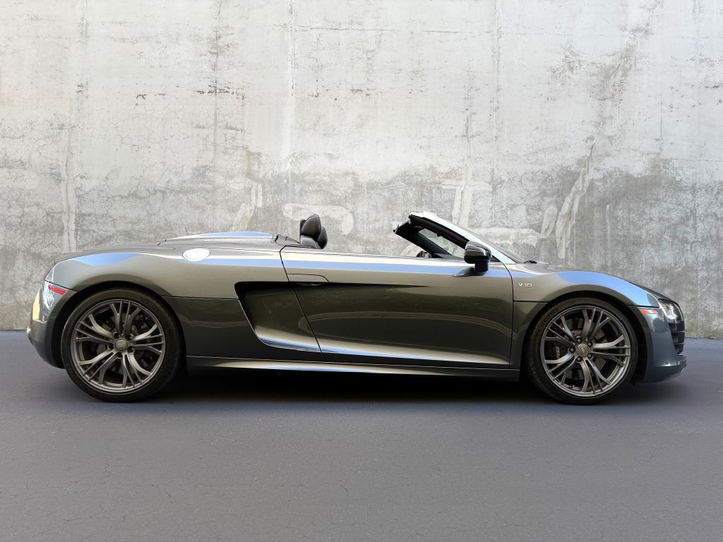 2012 Audi R8 Image 14