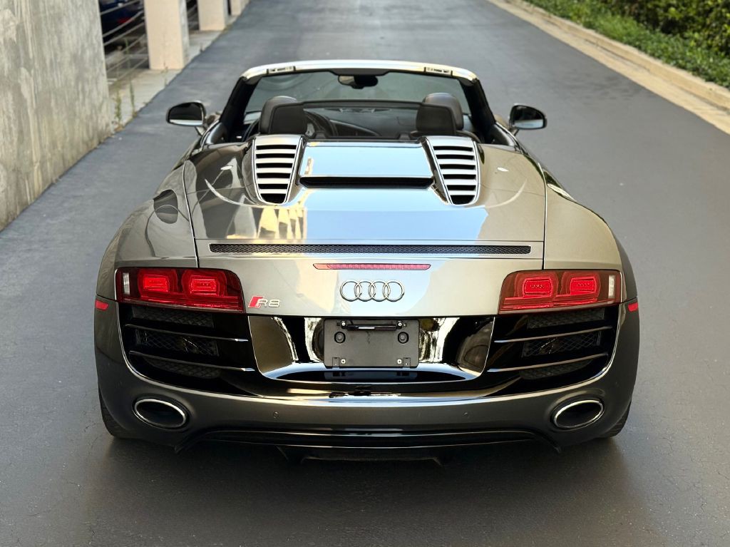 2012 Audi R8 Image 18