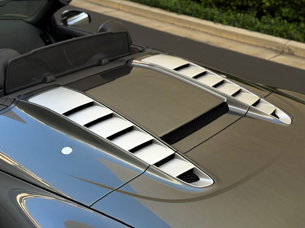 2012 Audi R8 Image 19