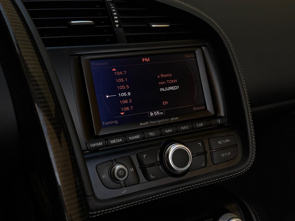 2012 Audi R8 Image 40