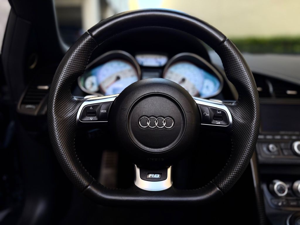 2012 Audi R8 Image 44