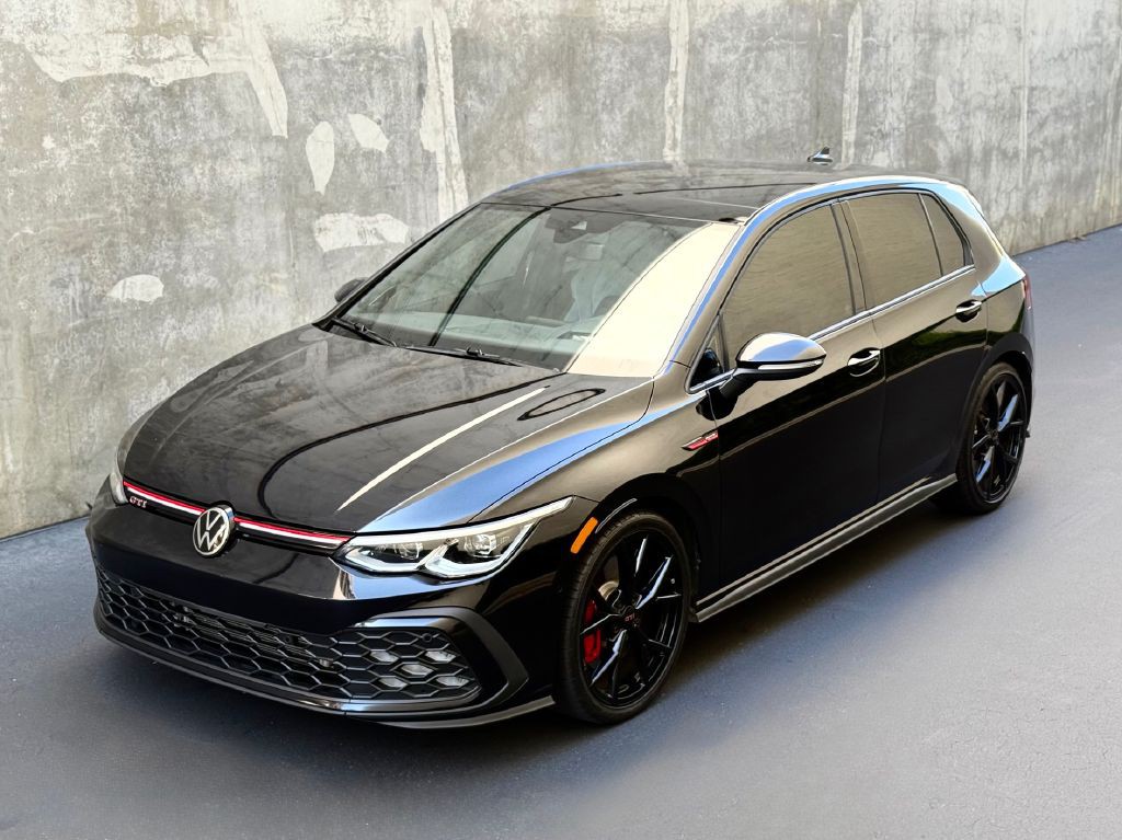2024 Volkswagen GTI Image 2