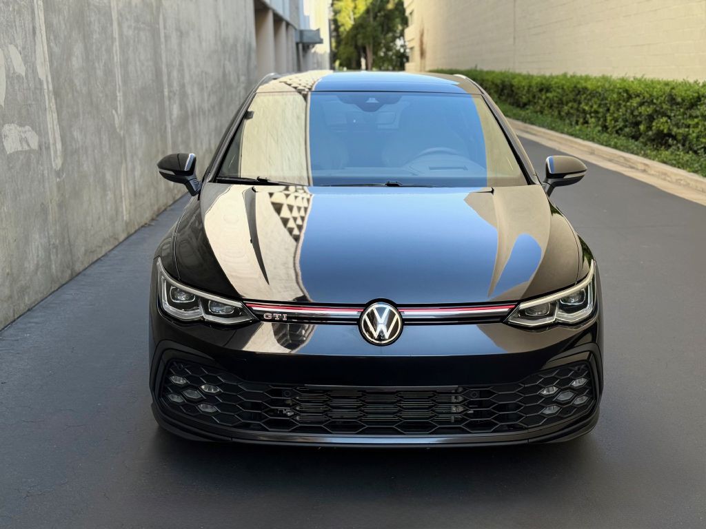 2024 Volkswagen GTI Image 3