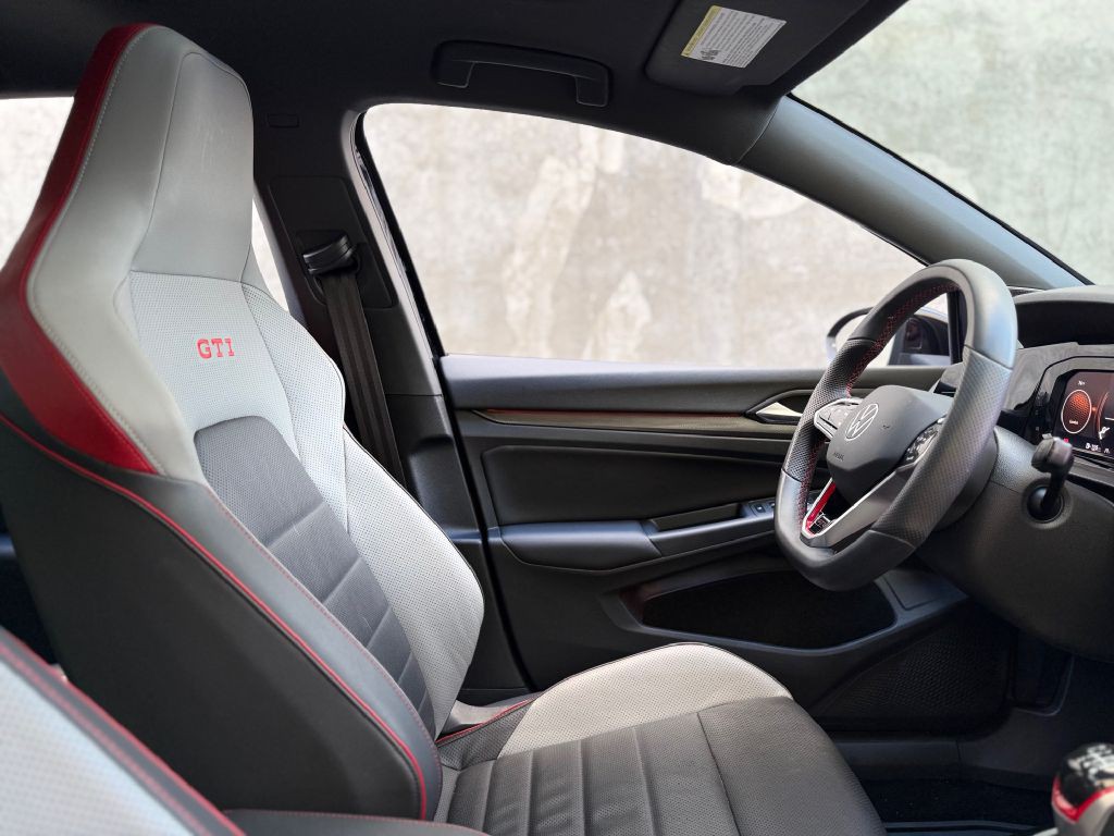 2024 Volkswagen GTI Image 23